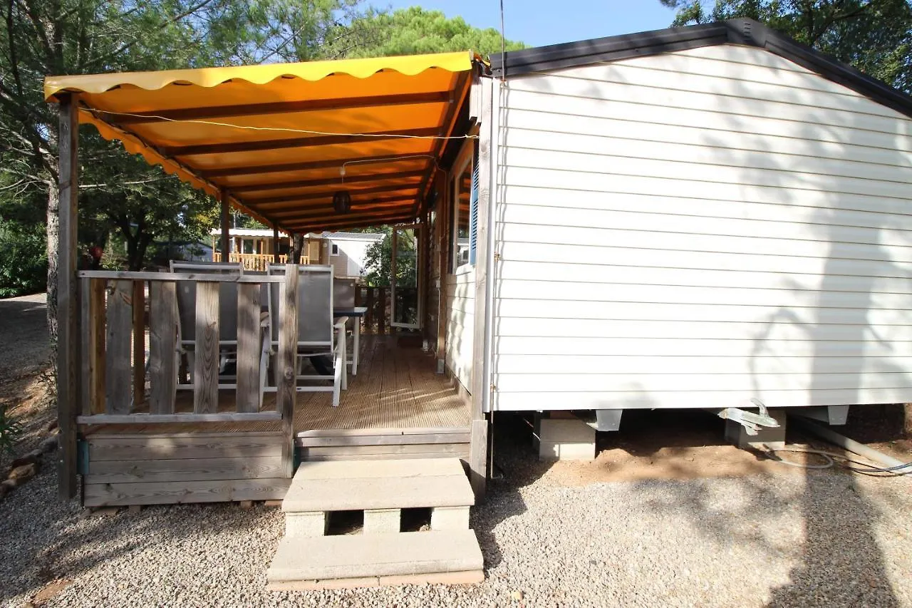 Harbers Zonvakanties Chalets Met Airco Camping Lei Suves Roquebrune Sur Argens