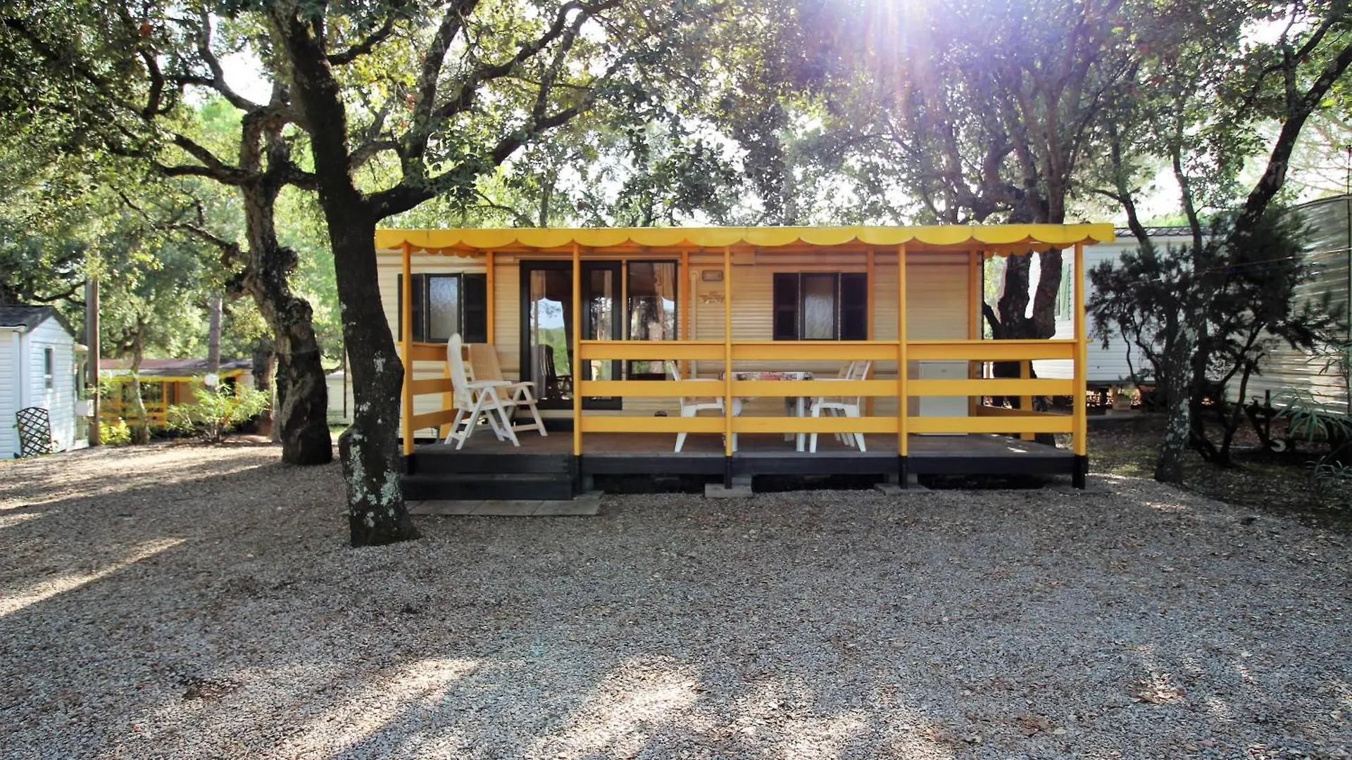 Harbers Zonvakanties Chalets Met Airco Camping Lei Suves Roquebrune Sur Argens