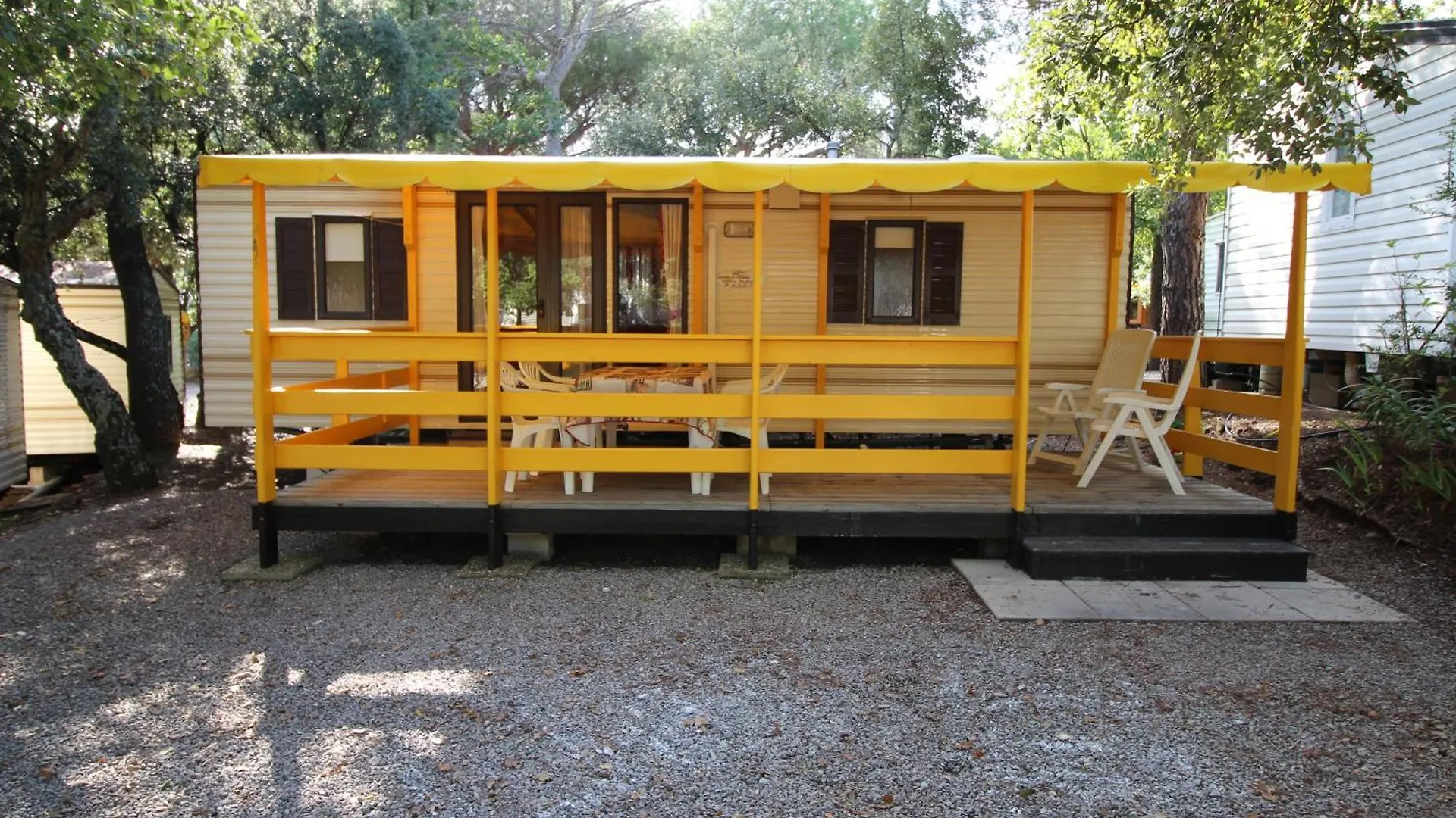 Harbers Zonvakanties Chalets Met Airco Camping Lei Suves Roquebrune Sur Argens  Roquebrune-sur Argens
