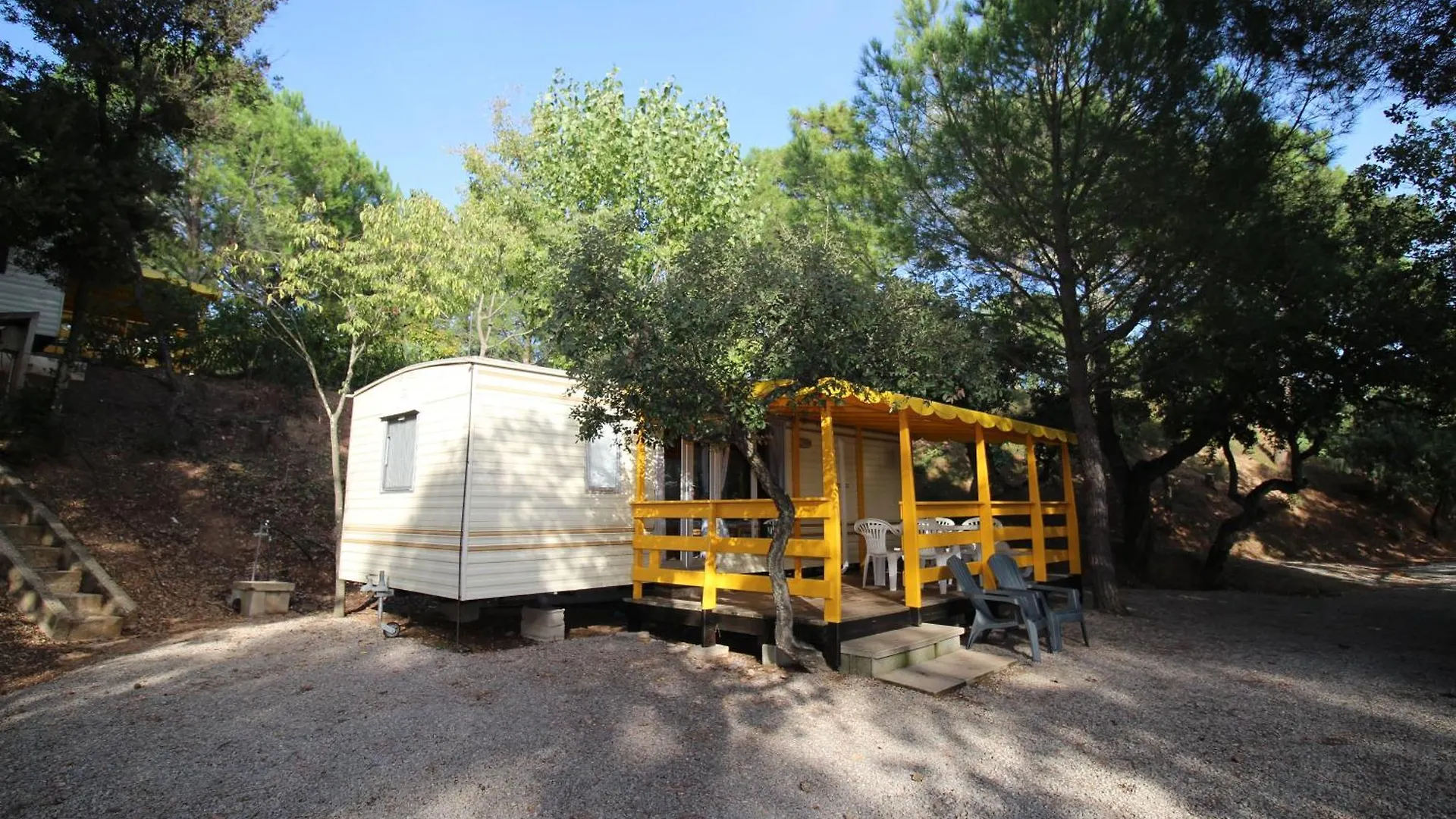 Harbers Zonvakanties Chalets Met Airco Camping Lei Suves Roquebrune Sur Argens France