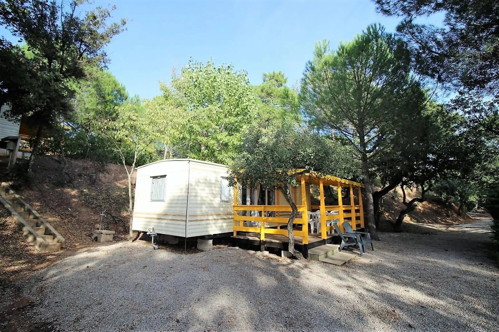 Harbers Zonvakanties Chalets Met Airco Camping Lei Suves Roquebrune Sur Argens